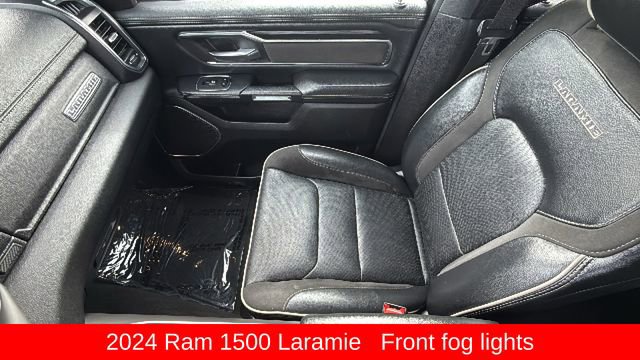Used 2024 RAM 1500 Laramie AWD/4WD image 12