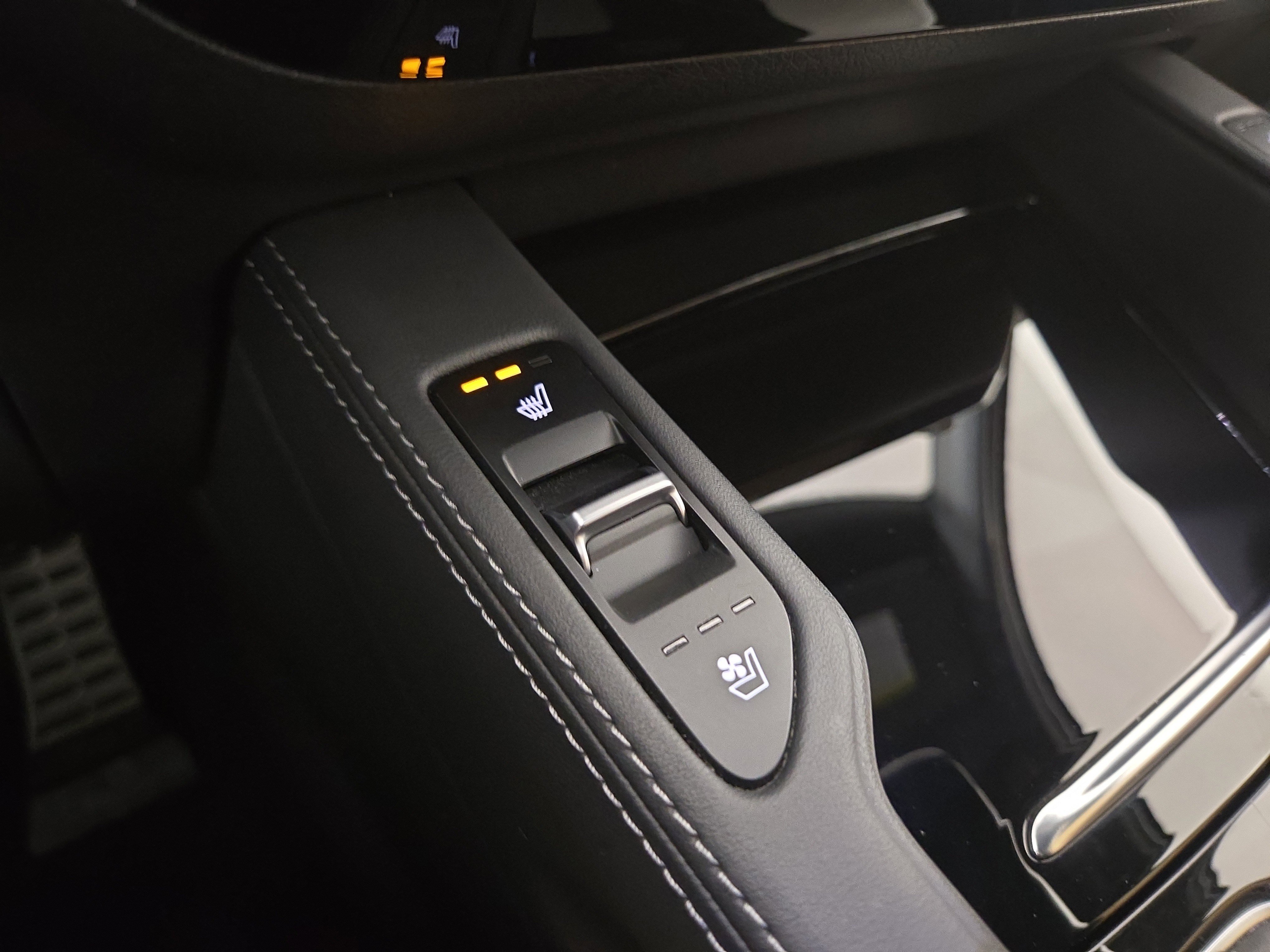 Used 2021 Kia Telluride SX w/ Towing Package image 29