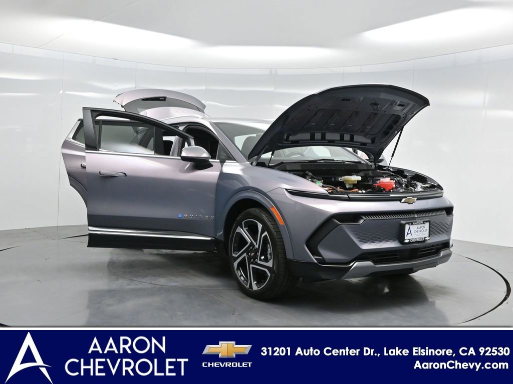 New 2026 Chevrolet Equinox EV LT w/ Convenience Package II FWD image 37