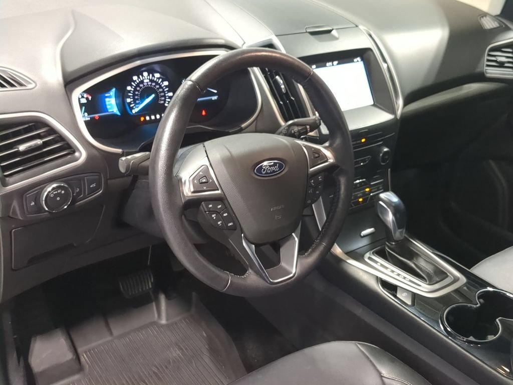 Used 2018 Ford Edge SEL w/ Equipment Group 201A AWD/4WD image 12