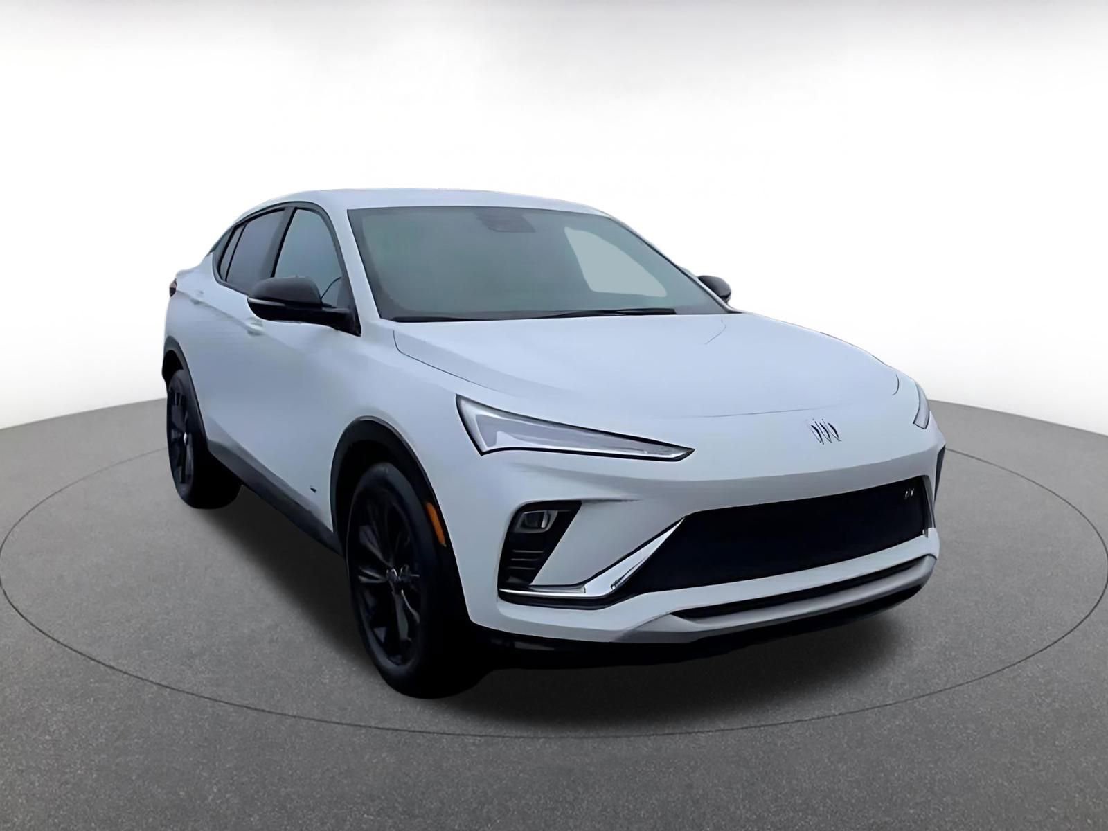 Used 2025 Buick Envista Sport Touring image 3