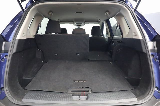 Used 2023 Nissan Rogue SV image 25