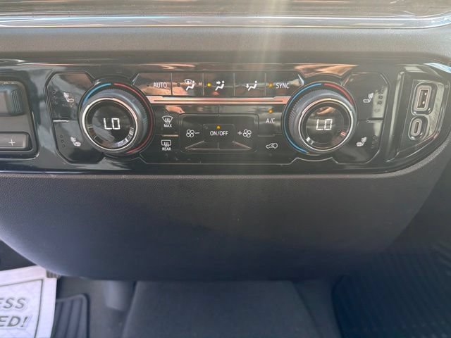 Certified 2024 Chevrolet Silverado 1500 LT AWD/4WD image 24