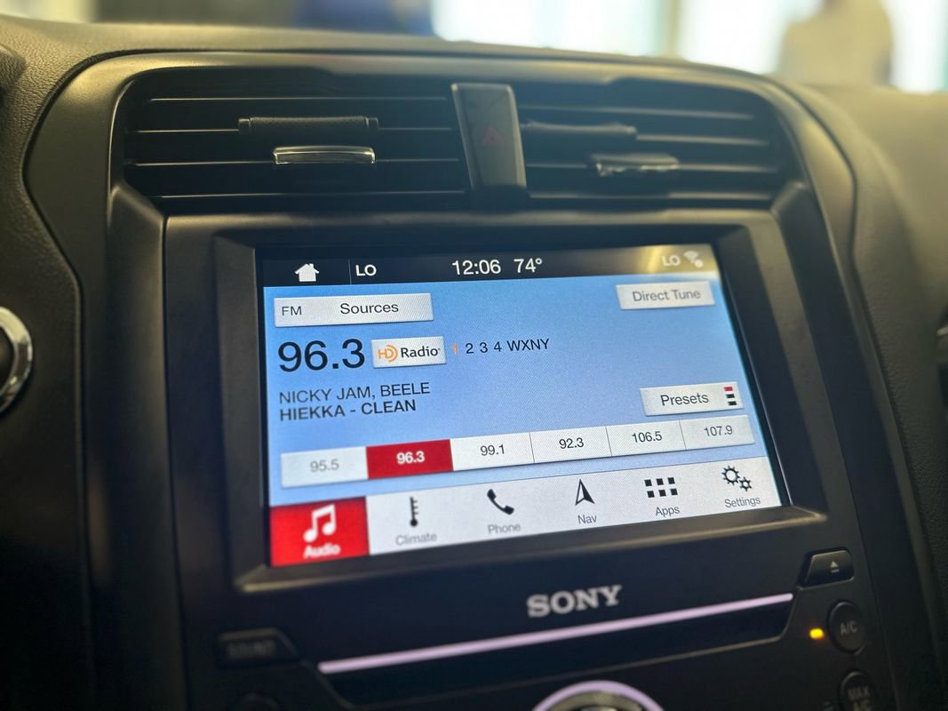 Used 2019 Ford Fusion Energi Titanium image 33