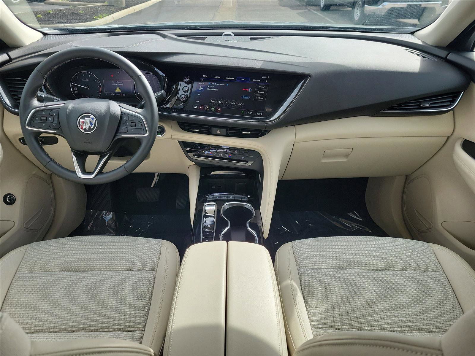 Used 2023 Buick Envision Preferred image 9