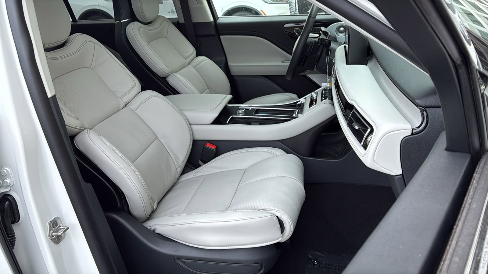 New 2026 Lincoln Aviator Reserve image 10