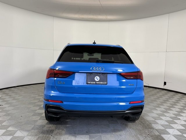 Used 2020 Audi Q3 2.0T Prestige w/ Prestige Package image 7