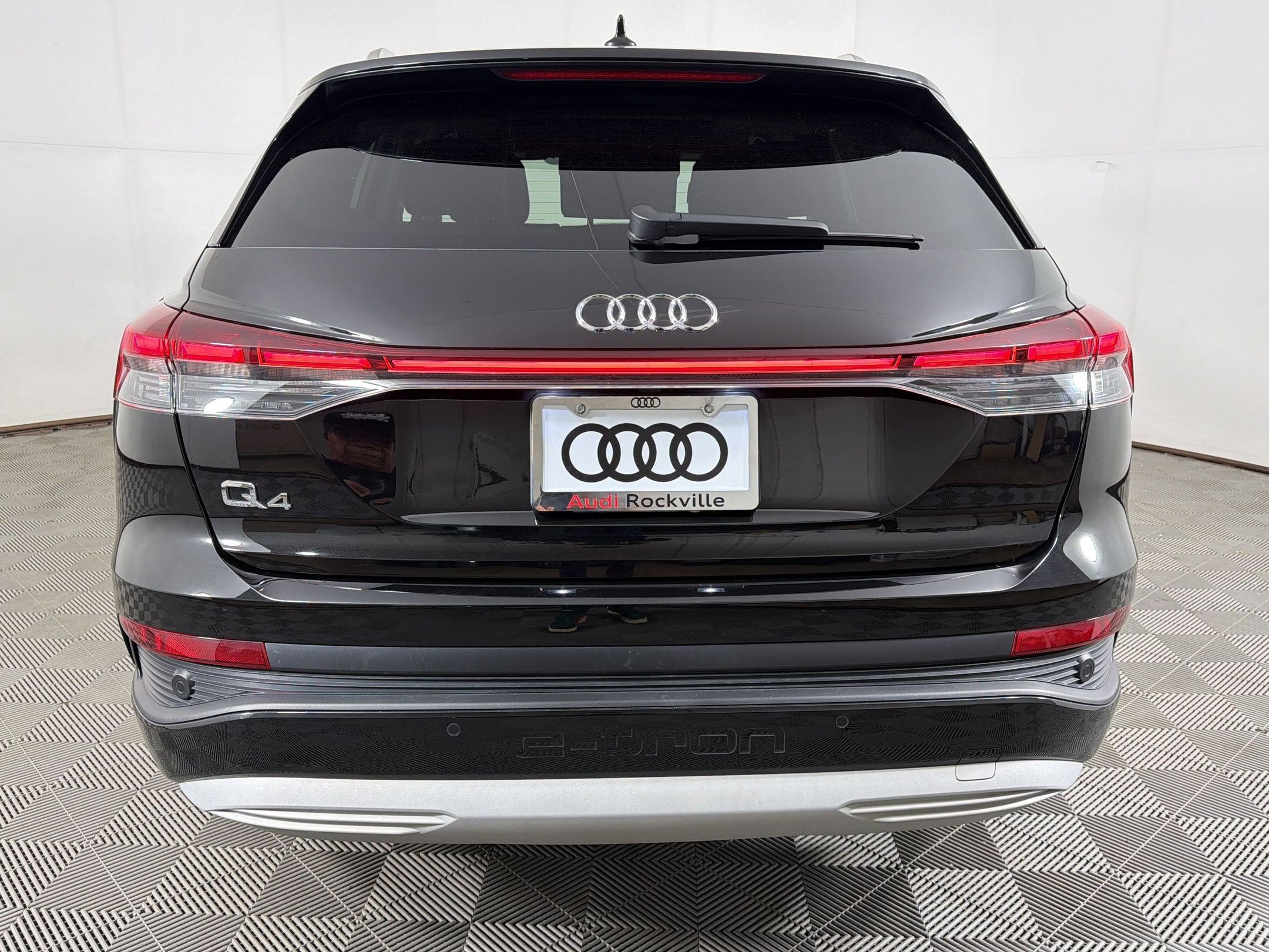 Certified 2023 Audi Q4 e-tron Premium Plus w/ Premium Plus image 10