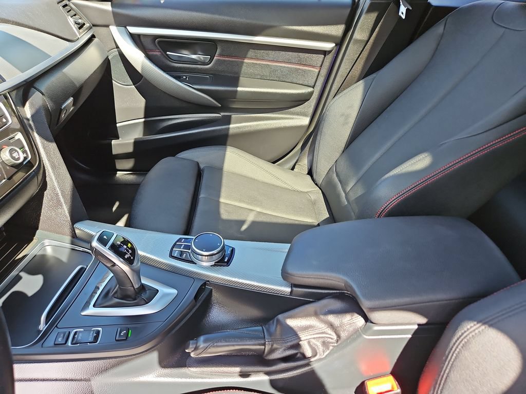 Used 2018 BMW 330i Sedan RWD image 27