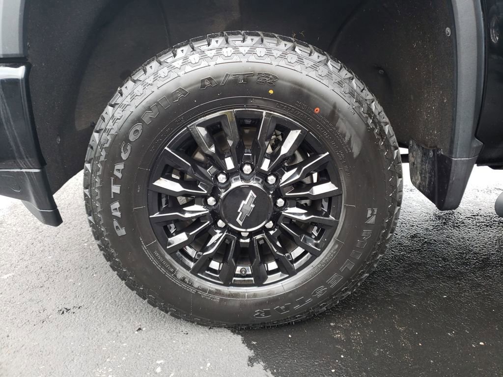 Used 2021 Chevrolet Silverado 2500 LTZ w/ LTZ Plus Package image 27