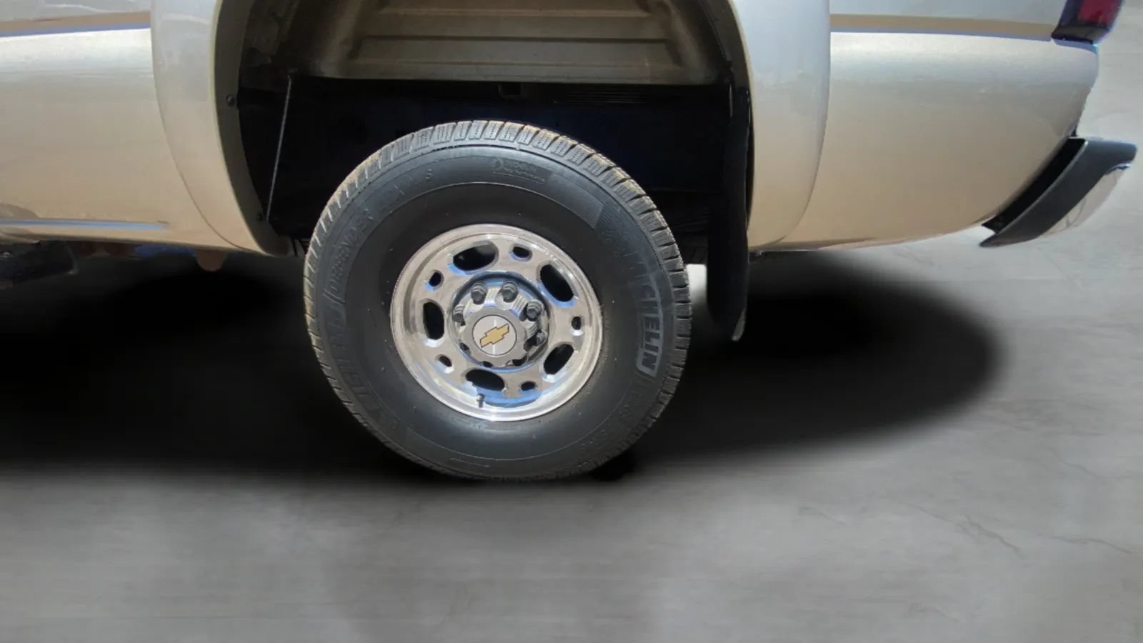 Used 2004 Chevrolet Silverado 2500 LT RWD image 45