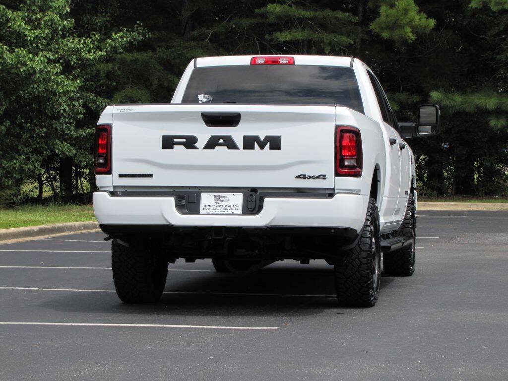 Used 2025 RAM 2500 Big Horn AWD/4WD image 10