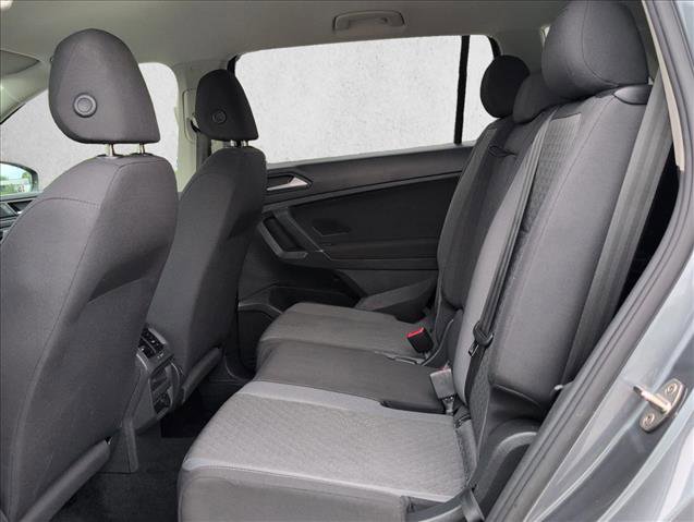 Used 2020 Volkswagen Tiguan S image 25