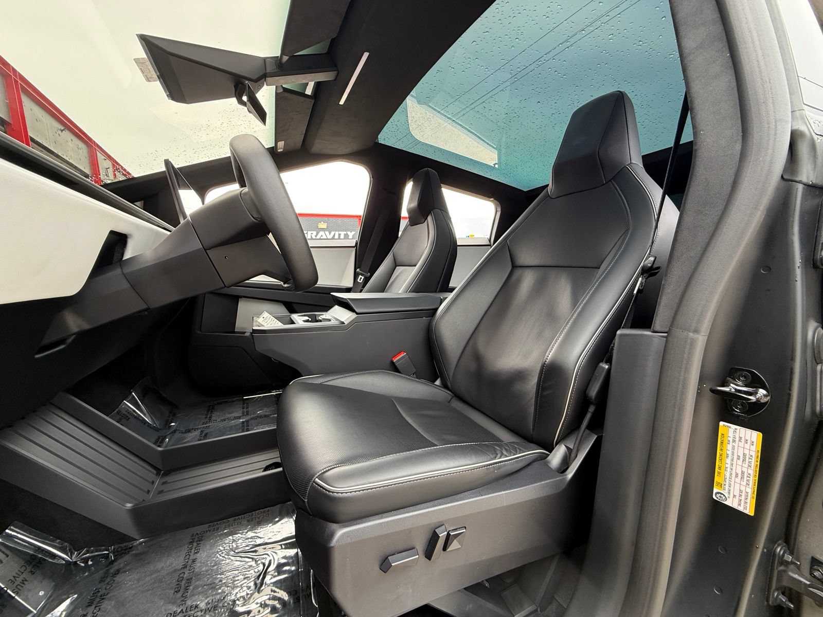 Used 2024 Tesla Cybertruck AWD Crew Cab image 16