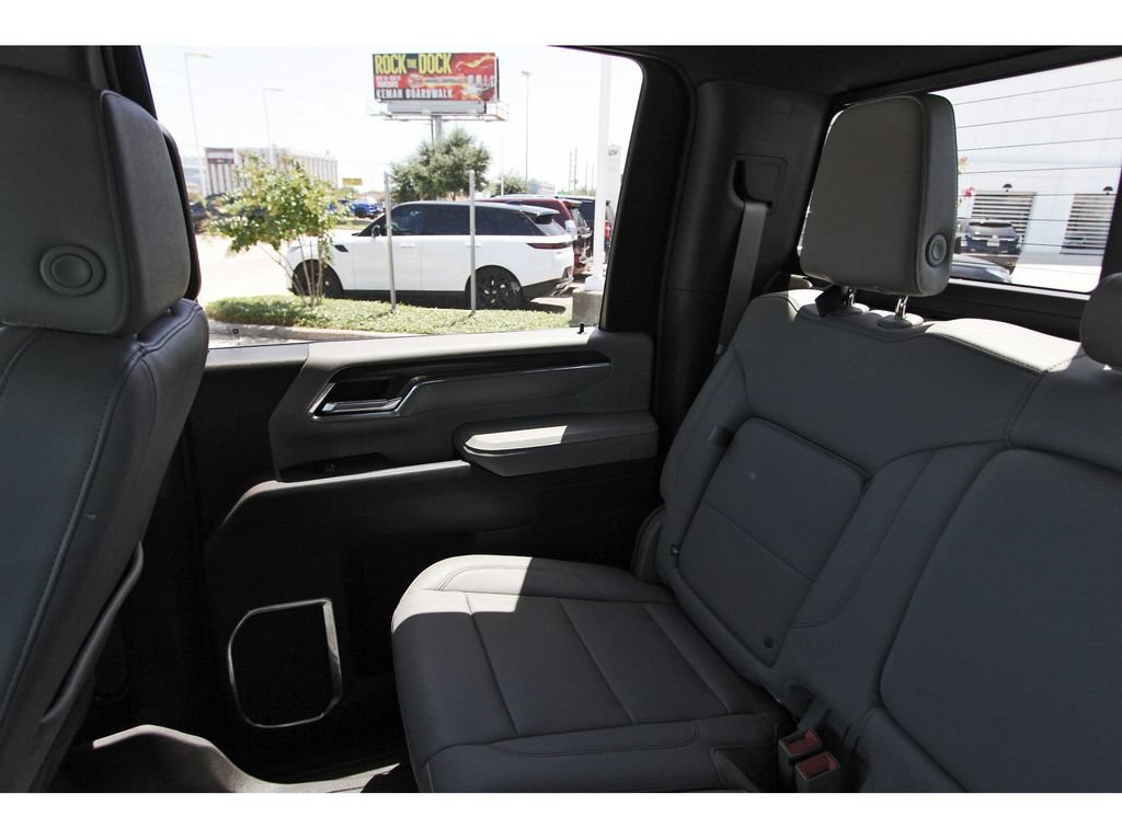 Used 2024 GMC Sierra 2500 SLT w/ Texas SLT Premium Package AWD/4WD image 11