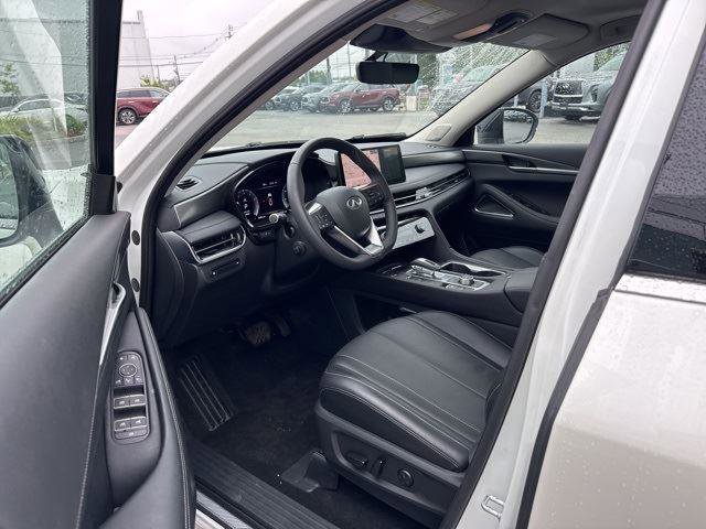Certified 2025 INFINITI QX60 Luxe image 11