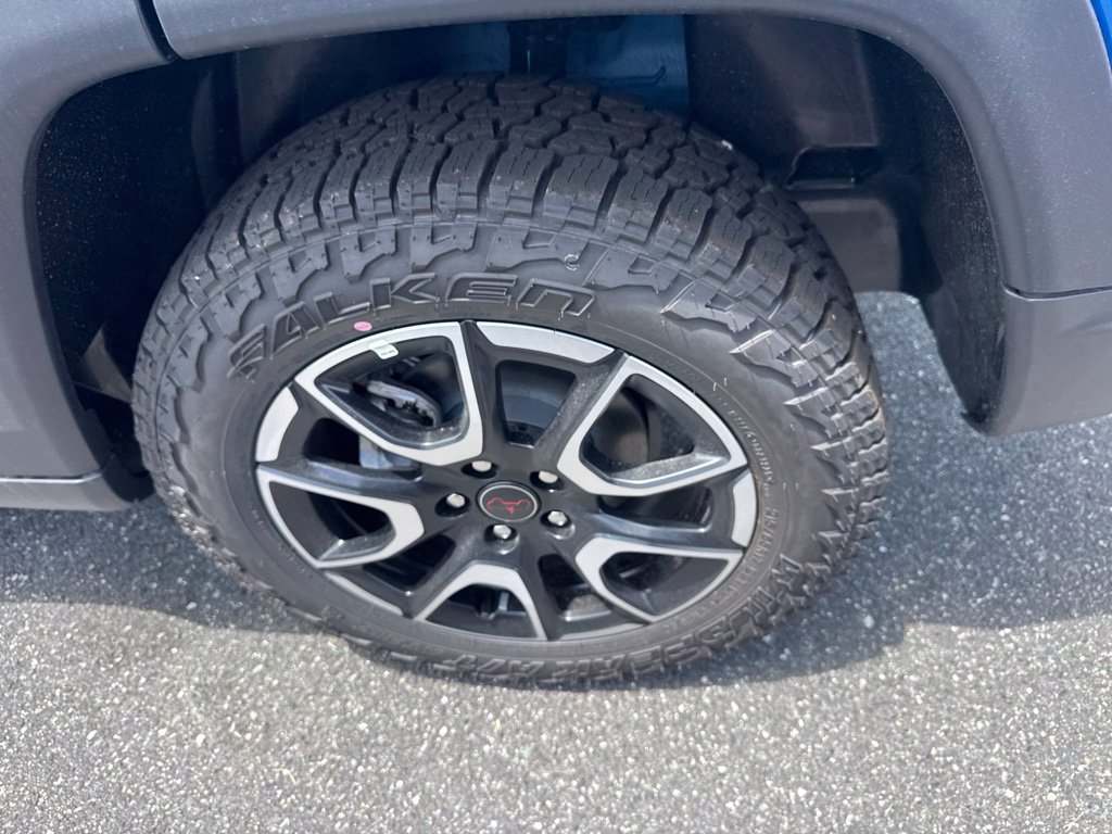 New 2026 Jeep Compass Trailhawk AWD/4WD image 18