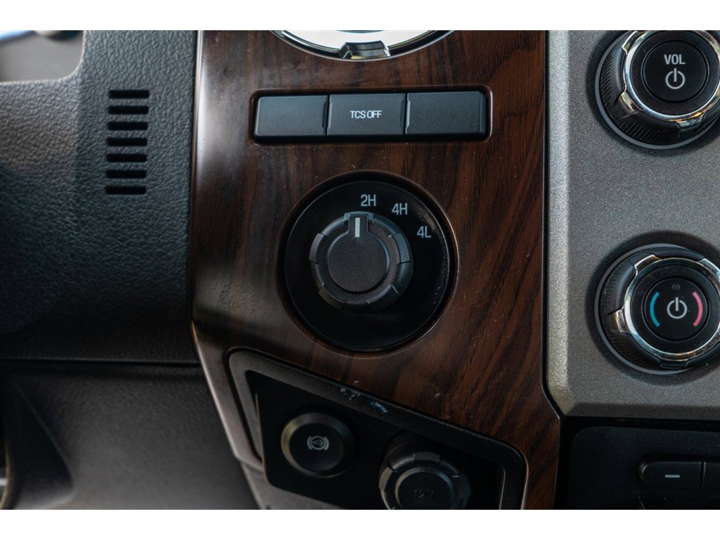 Used 2016 Ford F350 Lariat w/ Lariat Ultimate Package image 17