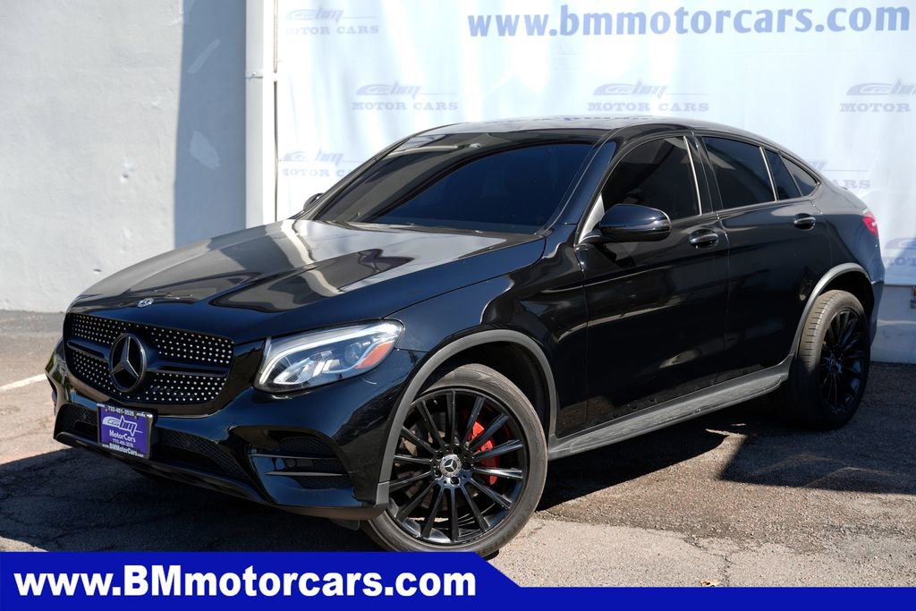 Used 2018 Mercedes-Benz GLC 300 4MATIC Coupe image 2
