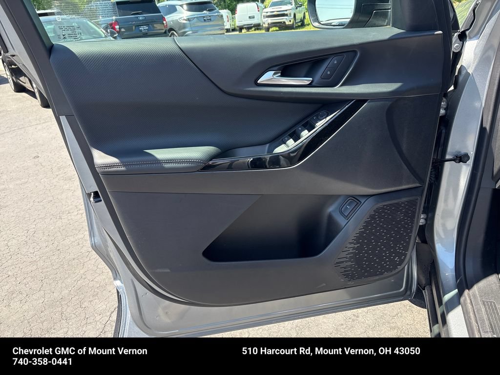 New 2026 Chevrolet Equinox LT w/ Convenience Package II FWD image 14