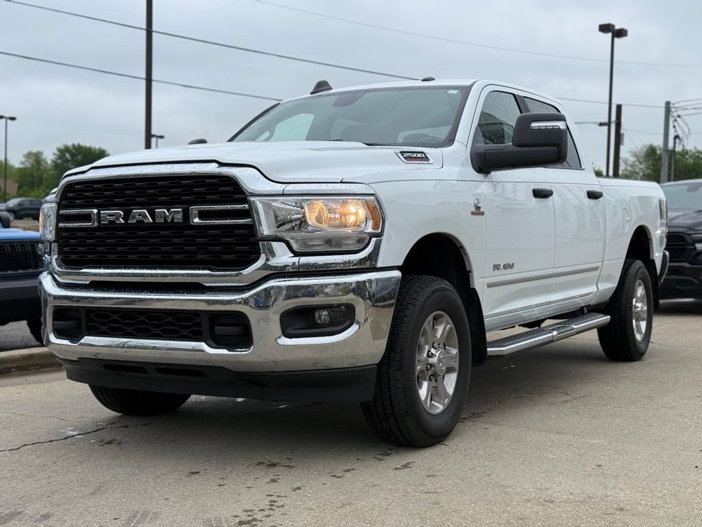 Used 2024 RAM 2500 Big Horn AWD/4WD image 2