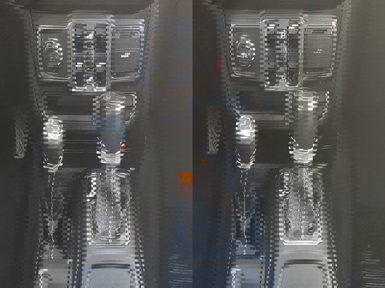 Used 2020 Jeep Wrangler Unlimited Sahara w/ Uconnect 4C Nav & Sound Group image 18