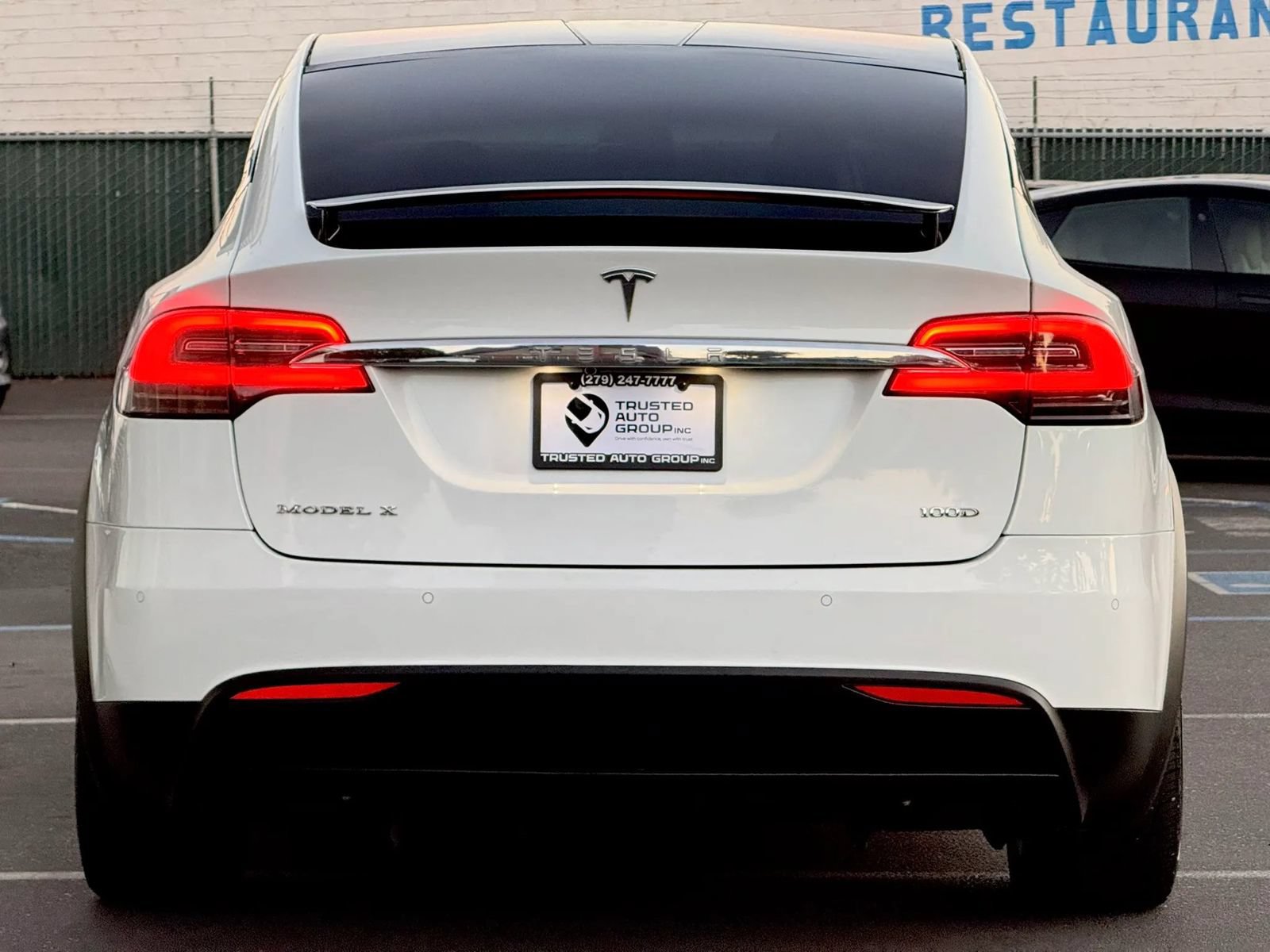 Used 2017 Tesla Model X 100D AWD/4WD image 9
