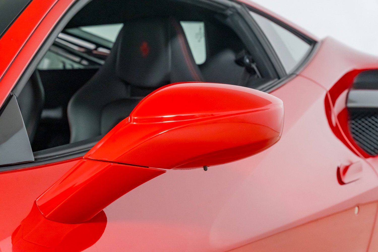 Used 2018 Ferrari 488 GTB RWD image 37