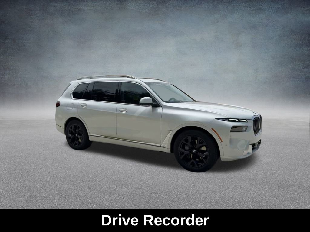 Used 2025 BMW X7 xDrive40i image 32