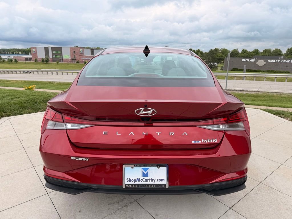 Used 2023 Hyundai Elantra Blue FWD image 4