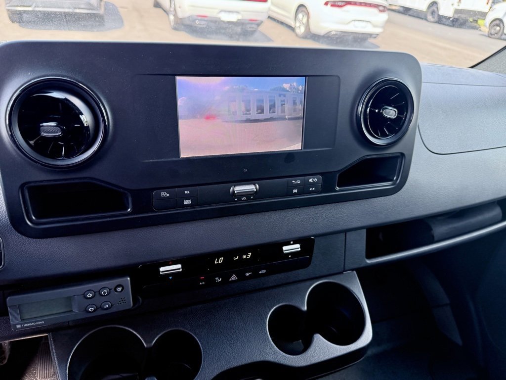 Used 2023 Mercedes-Benz Sprinter 4500 image 15