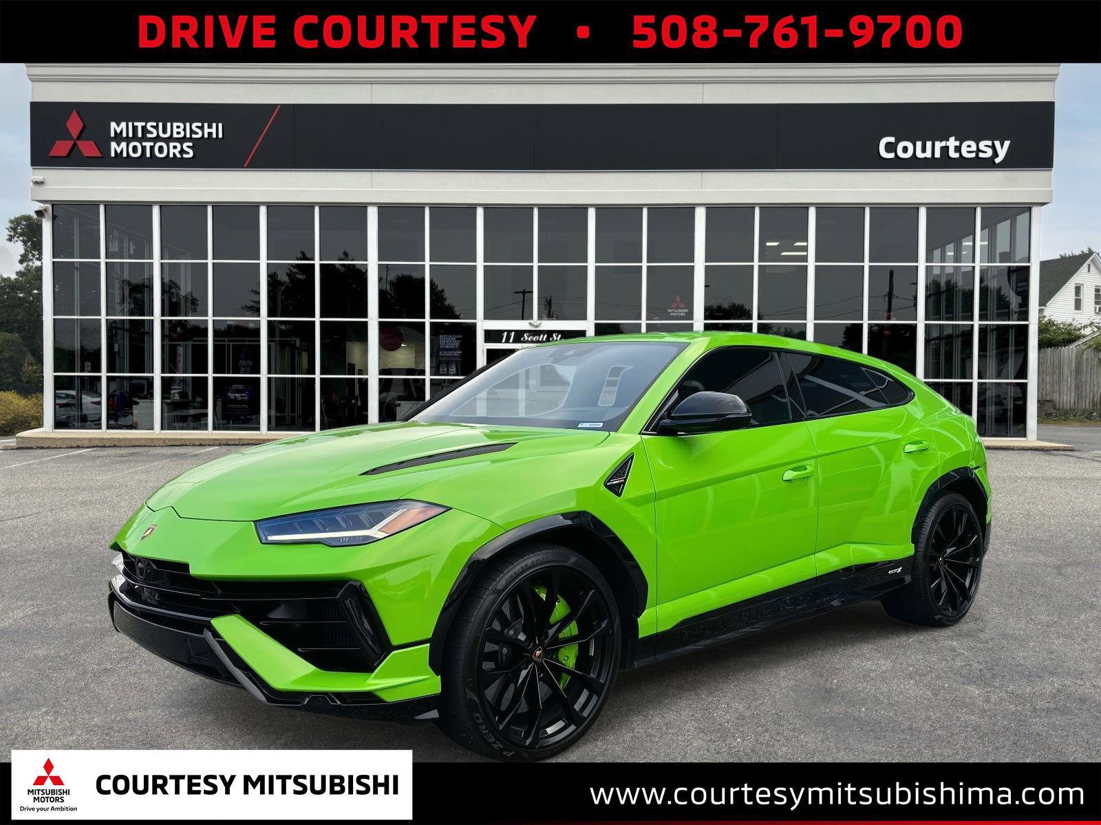 Used 2023 Lamborghini Urus S