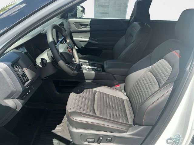 New 2026 Nissan Pathfinder Rock Creek image 11