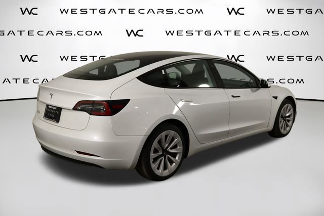 Used 2023 Tesla Model 3 Standard Range image 48