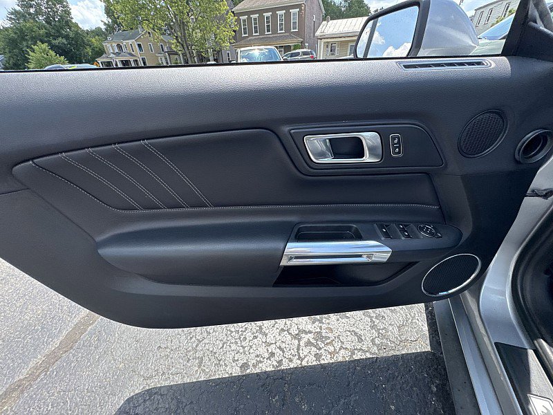 Used 2023 Ford Mustang Premium image 18