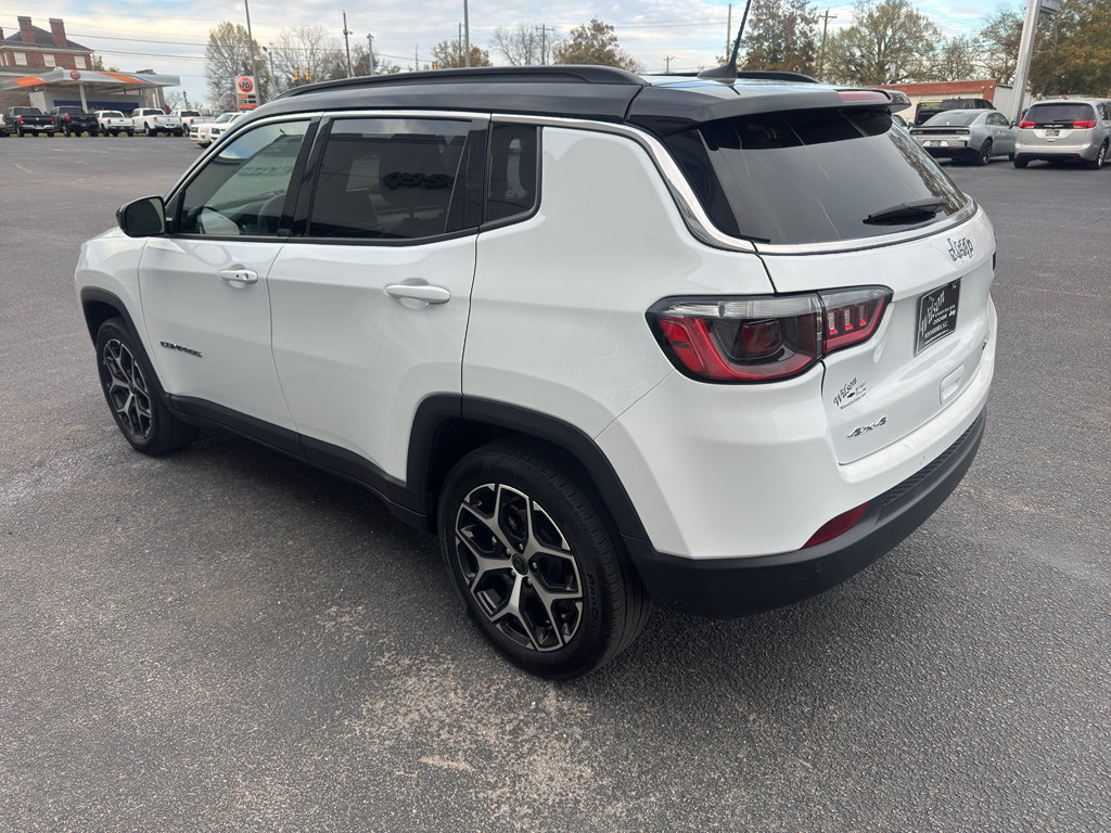 Used 2025 Jeep Compass Limited AWD/4WD image 6