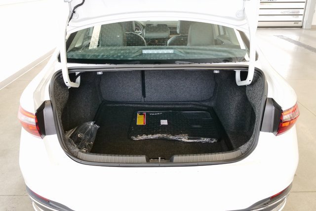 New 2026 Volkswagen Jetta SEL image 13