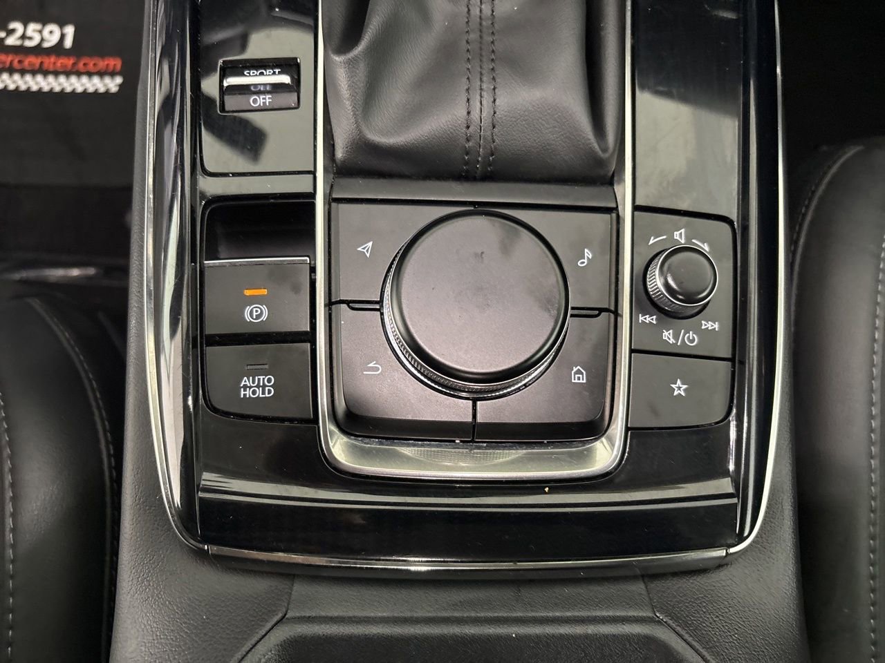 Used 2025 MAZDA CX-30 AWD 2.5 S w/ Preferred Package image 18