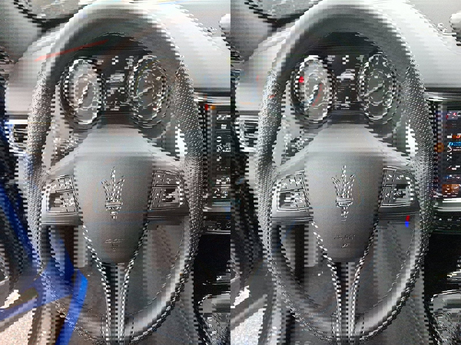 Used 2024 Maserati Levante Modena Ultima image 20