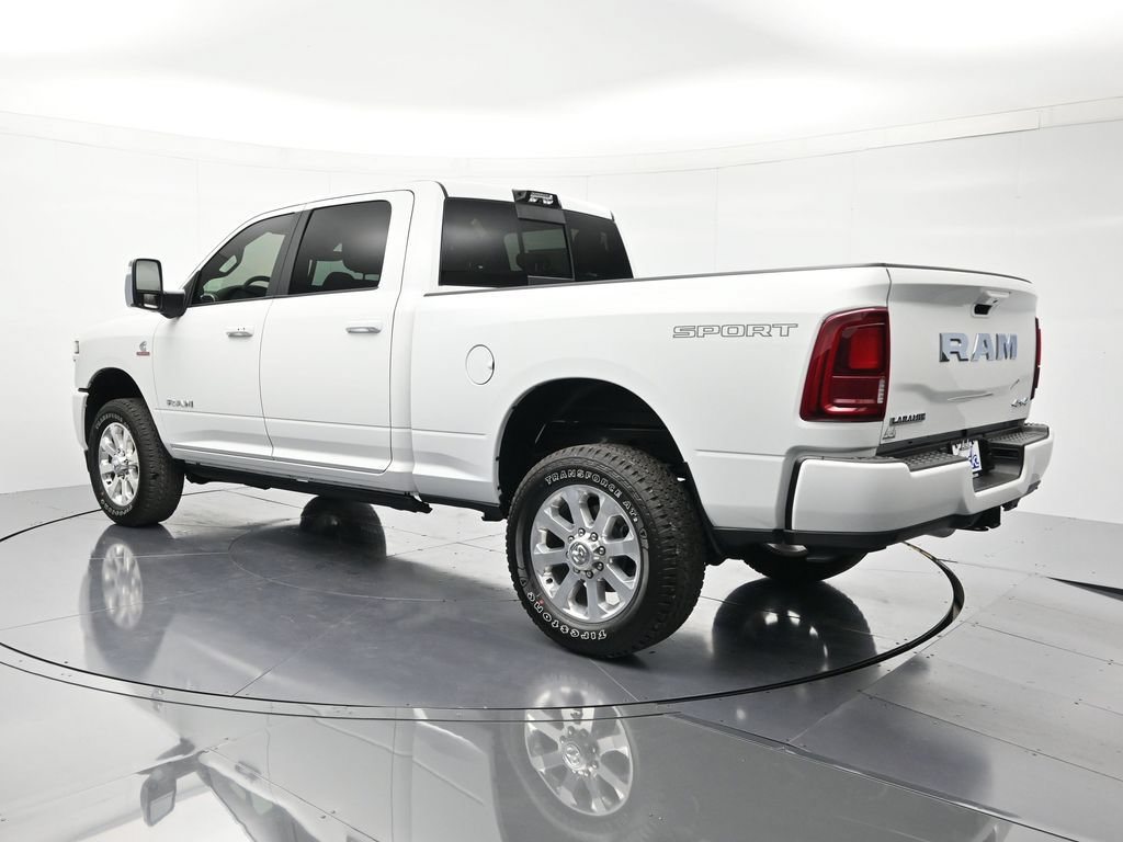 New 2026 RAM 2500 Laramie AWD/4WD image 7