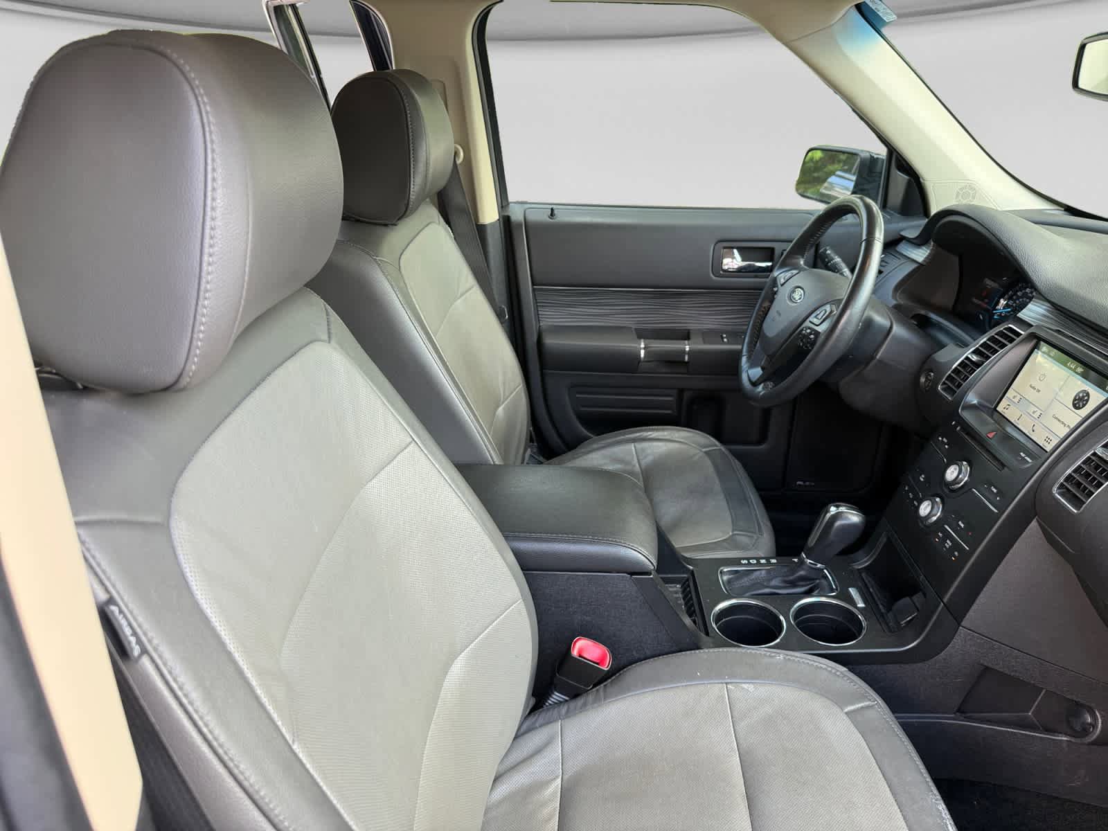 Used 2018 Ford Flex SEL w/ Equipment Group 202A FWD image 20
