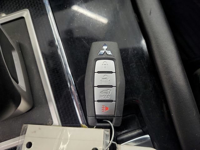 Used 2023 Mitsubishi Outlander Ralliart AWD/4WD image 43