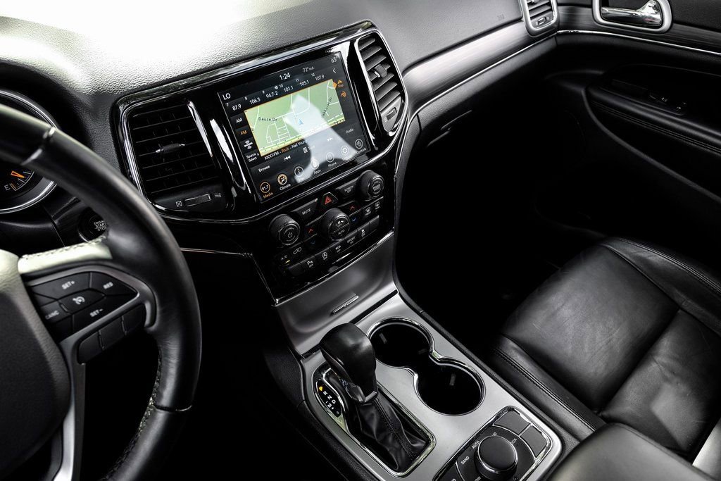 Used 2022 Jeep Grand Cherokee Limited w/ Tech Group image 35