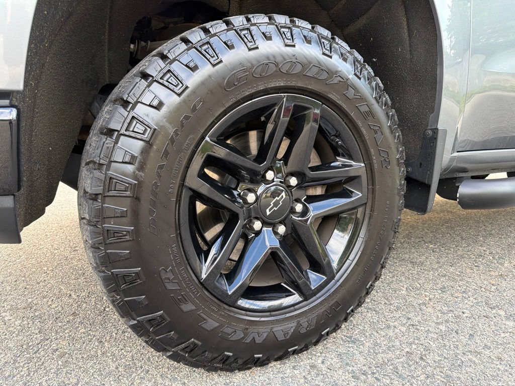 Used 2020 Chevrolet Silverado 1500 LT Trail Boss AWD/4WD image 11