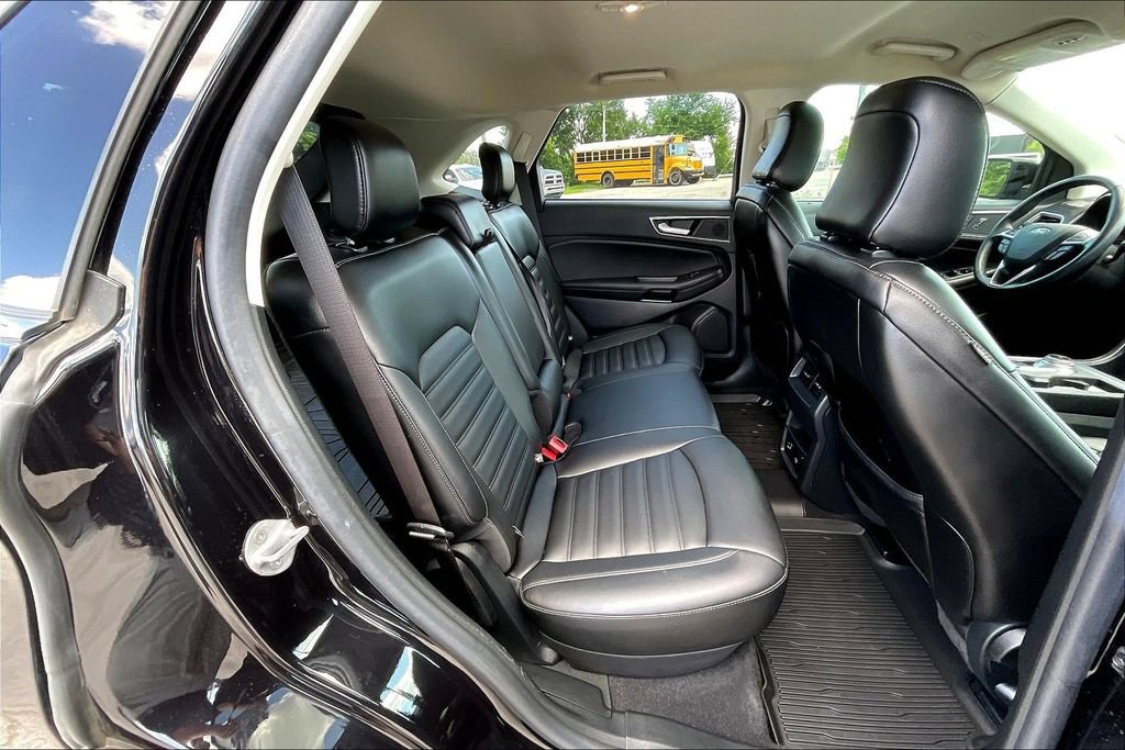 Used 2021 Ford Edge SEL w/ Convenience Package FWD image 24