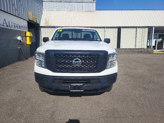 Used 2018 Nissan Titan S w/ HD Front GAWR Package AWD/4WD image 4