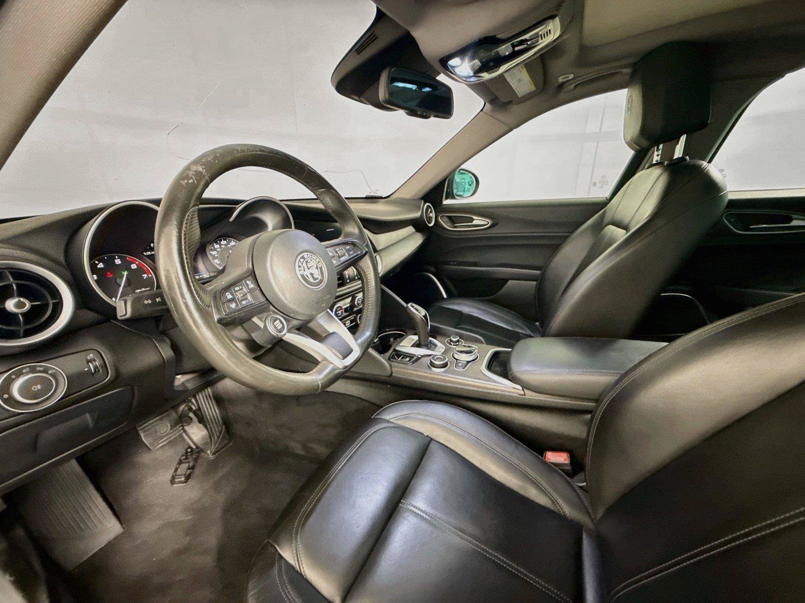 Used 2021 Alfa Romeo Giulia Ti w/ Nero Edizione RWD image 8