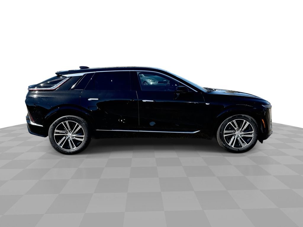 New 2025 Cadillac Lyriq Luxury image 39