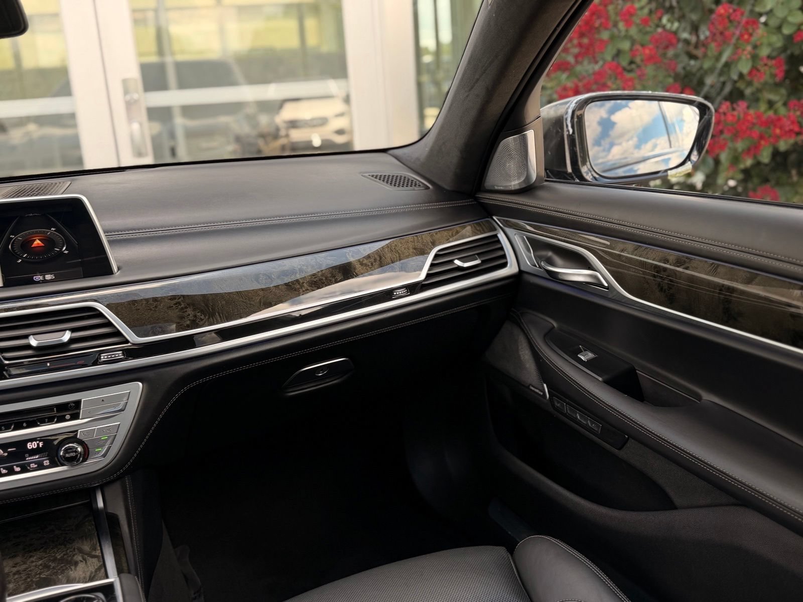 Used 2018 BMW M760i xDrive AWD/4WD image 55
