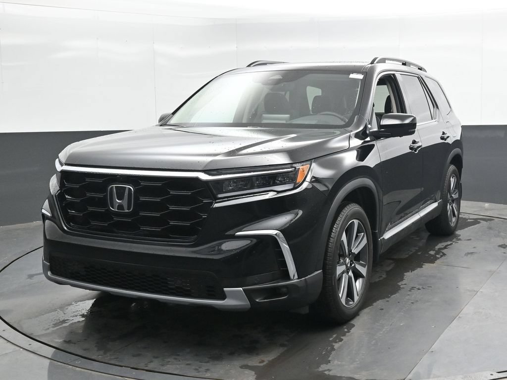 Used 2025 Honda Pilot Elite image 5